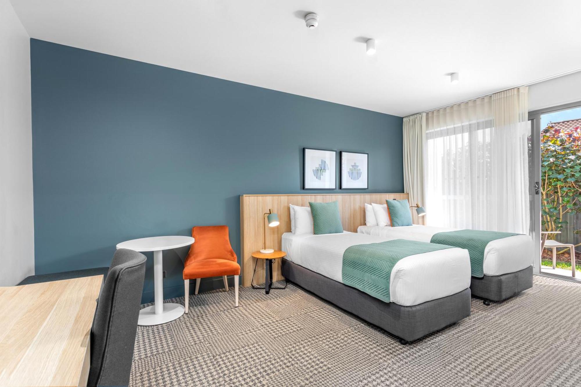 Club Motel 4*